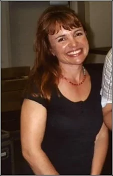 Capa de Julie Maddalena