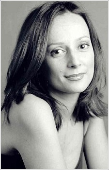 Capa de Emanuela Pacotto